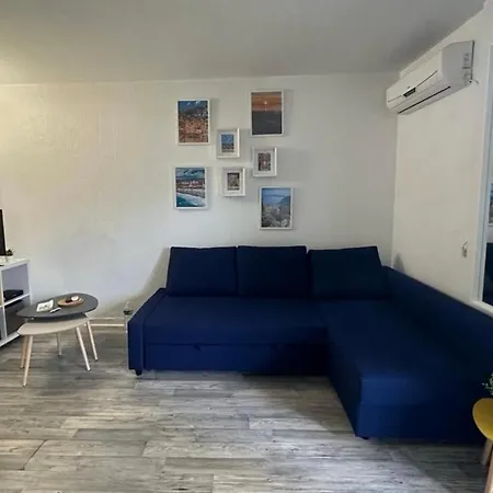 Bright With Balcony At The Foot Of The Sea Appartement *